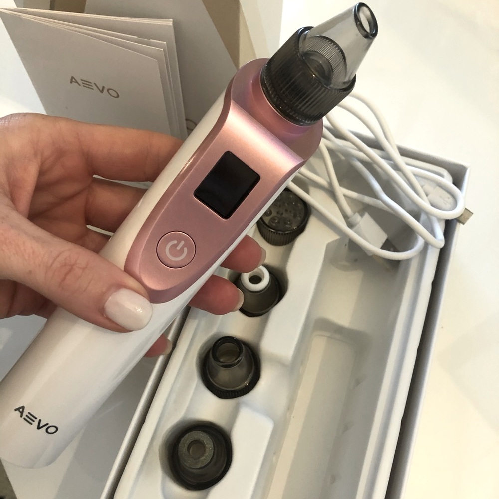 AEVO Blackhead Remover